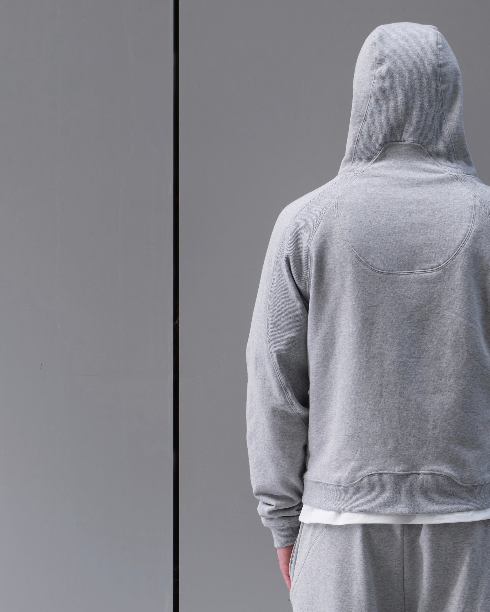 Sinuous Hoodie – Standard Format